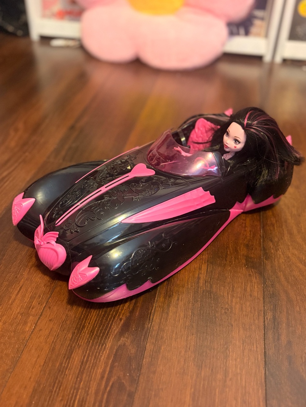 Monster High DRACULAURA'S SWEET 1600 ROADSTER Convertible Sports Car Mattel 2011